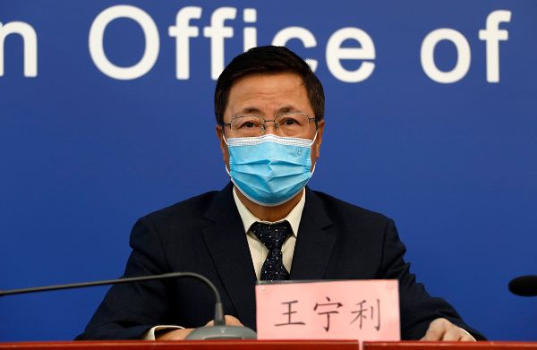 專家共識，近視防控節(jié)點前移，需全社會共同參與，促進兒童青少年眼健康